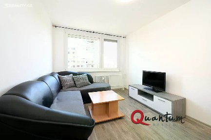 Pronájem bytu 2+kk 45 m² Nad přehradou, Praha - Horní Měcholupy