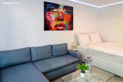 Pronájem bytu 1+kk 35 m² Sokolovská, Praha