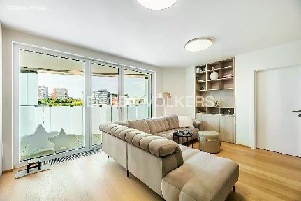 Pronájem bytu 3+kk 93 m² Hodonínská, Praha - Michle