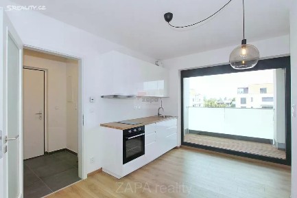 Praha, Praha 8, Bohnice, Pekařova, 16