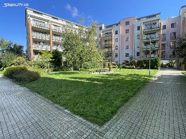 Pronájem bytu 2+kk 56 m² Paťanka, Praha - Dejvice