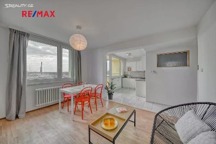 Prodej bytu 3+1 65 m² Hakenova, Poděbrady - Poděbrady III