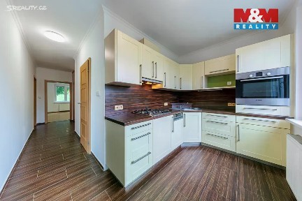 Prodej bytu 3+1 84 m² U Koupaliště, Karlovy Vary - Rybáře