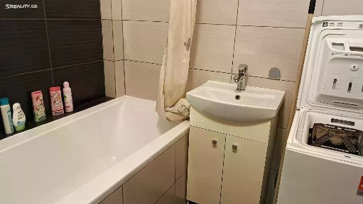 Praha, Praha 10, Strašnice, Za poštou