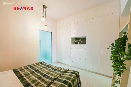 Praha, Praha 8, Libeň, Zenklova, 80