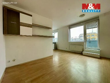 Pronájem bytu 1+kk 40 m² Hnězdenská, Praha - Troja