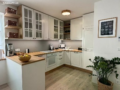 Prodej bytu 3+kk 78 m² Polerady