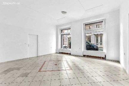 Pronájem obchodního prostoru 133 m² Tomkova, Hradec Králové