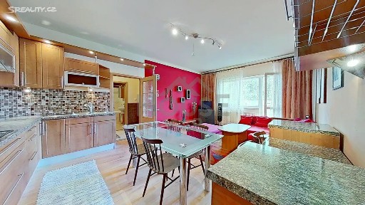 Prodej bytu 2+kk 62 m² Vysočanská, Praha - Prosek