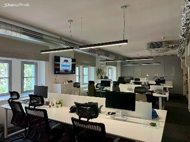 Pronájem kanceláře 275 m² Korunní, Praha - Vinohrady