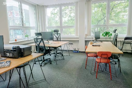 Pronájem kanceláře 60 m² U Průhonu, Praha - Holešovice