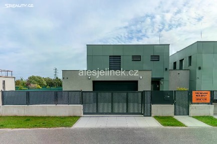 Pronájem kanceláře 248 m² Na jahodách, Praha - Kunratice