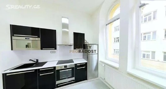 Pronájem bytu 1+kk 24 m² Jakubské náměstí, Brno - Brno-město