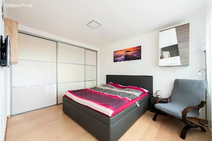 Prodej bytu 1+1 33 m² Mělnická, Líbeznice