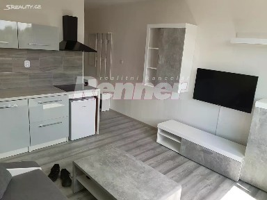 Pronájem bytu 1+kk 21 m² Větrná, Ústí nad Labem - Severní Terasa