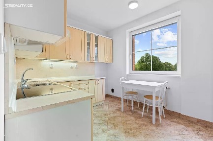 Pronájem bytu 3+1 75 m² Havlíčkovo nábřeží, Zlín