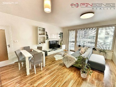Prodej bytu 3+kk 77 m² Zlochova, Praha - Modřany