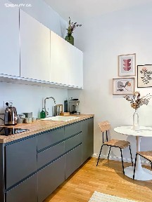 Prodej bytu 1+kk 20 m² Rubešova, Praha - Vinohrady