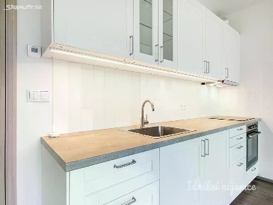 Praha, Praha 8, Střížkov, Roudnická