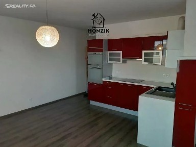 Pronájem bytu 2+kk 50 m² U uhříněveské obory, Praha - Uhříněves