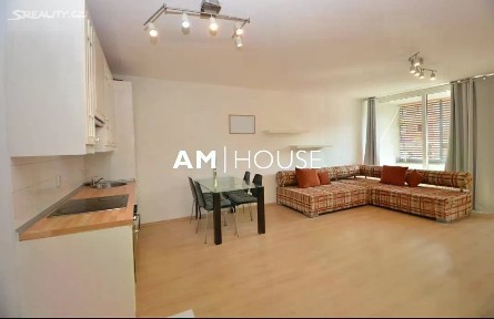 Praha, Praha 9, Vysočany, Skloněná, 7