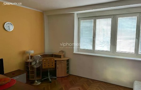 Pronájem bytu 2+kk 50 m² Vršovická, Praha - Vršovice