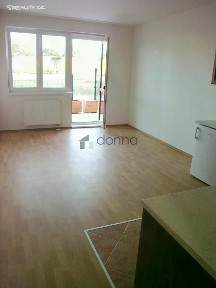 Pronájem bytu 1+kk 27 m² Strančická, Praha - Strašnice