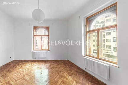 Pronájem bytu 3+1 110 m² Františka Křížka, Praha - Holešovice