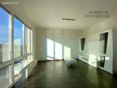 Pronájem bytu 4+kk 79 m² Markupova, Praha - Horní Počernice