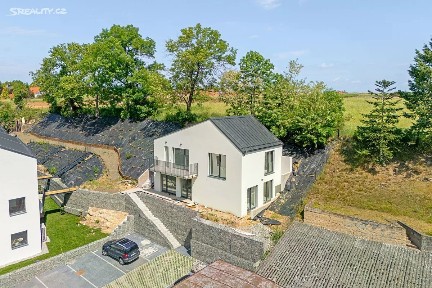 Prodej bytu 3+kk 75 m² Koněvova, Mladá Boleslav - Čejetice