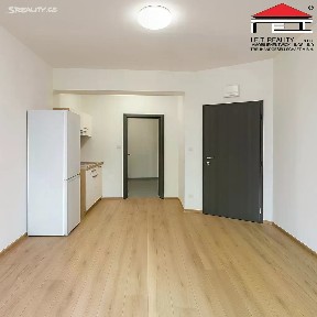 Pronájem bytu 1+kk 24 m² Slevačská, Brno - Židenice