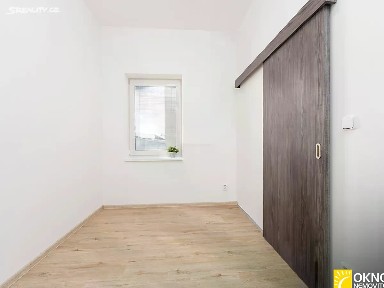 Pronájem bytu 2+kk 40 m² Poděbradova, Brno