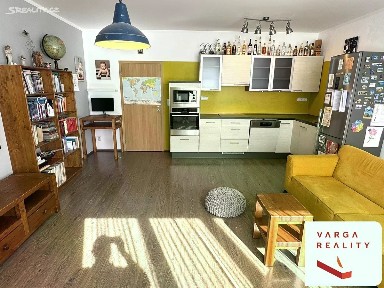 Prodej bytu 3+kk 84 m² Theinova, Praha - Čakovice