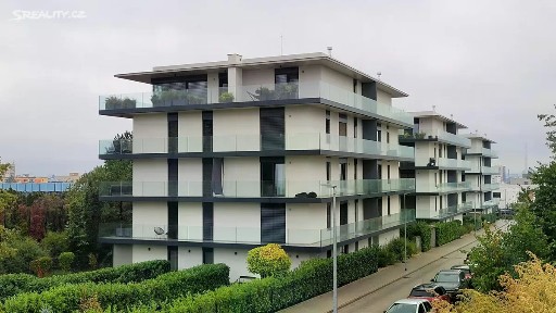 Pronájem bytu 3+kk 126 m² U Hostivařského nádraží, Praha - Hostivař