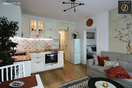 Pronájem bytu 2+kk 36 m² Tenisová, Praha - Hostivař