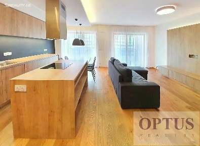 Pronájem bytu 3+kk 88 m² Za Karlínským přístavem, Praha - Karlín