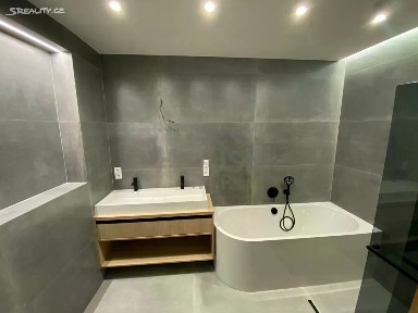 Prodej bytu 3+kk 105 m² Praha - Karlín