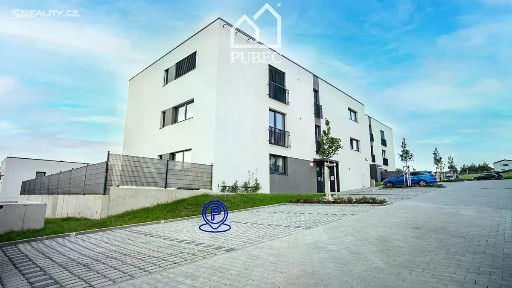 Plzeň, Plzeň-město, Litice, Nad Dvorem, 1