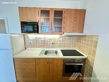 Otrokovice, Zlín, SNP