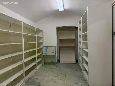 Prodej skladového prostoru 17 m² náměstí Bratří Synků, Praha - Nusle