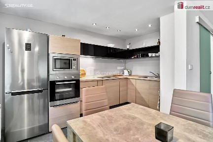 Prodej bytu 3+kk 66 m² Husova, Jáchymov