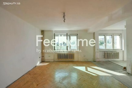 Prodej bytu 1+1 40 m² Vrbenského, Praha - Holešovice