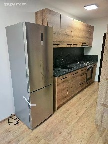 Pronájem bytu 3+kk 73 m² Livornská, Praha - Horní Měcholupy