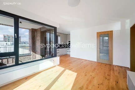 Pronájem bytu 2+kk 71 m² Mužíkova, Praha - Nusle