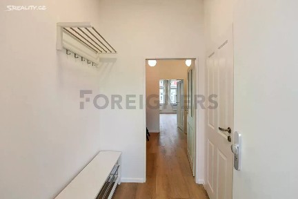 Pronájem bytu 1+kk 29 m² U Kublova, Praha - Podolí