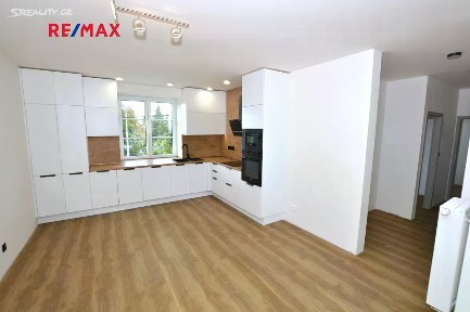 Pronájem bytu 4+kk 126 m² Slovanská, Plzeň - Východní Předměstí