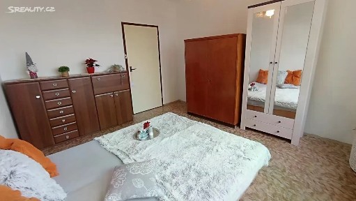 České Budějovice, České Budějovice 2, Lhenická