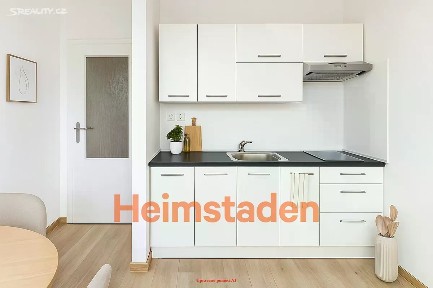 Pronájem bytu 1+kk 28 m² Francouzská, Ostrava - Poruba
