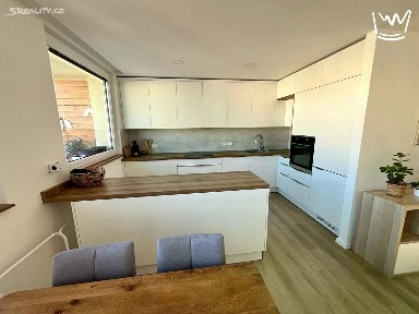 Pronájem bytu 3+kk 74 m² Nad Papežem, Dobříš