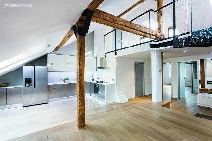 Prodej bytu 5+kk 192 m² Jaselská, Praha - Praha 6